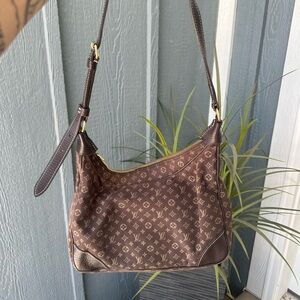 Authentic Louis Vuitton Purse